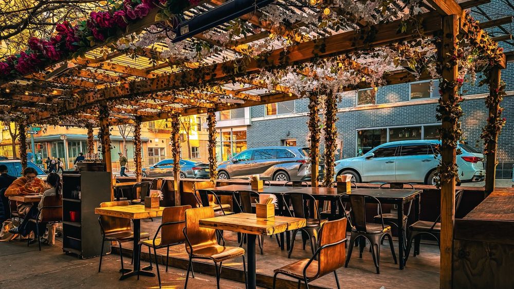 Ama Raw Bar
